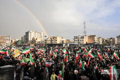  این ملت همان ملت غیور هشت سال دفاع مقدس است