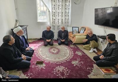  دیدار نماینده ولی‌فقیه در کردستان با خانواده شهید ناوشکن دنا تصاویر - تسنیم