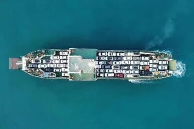  ممنوعیت تردد شناورها در مسیرهای دریایی کیش، چارک و آفتاب در ۶ فروردین