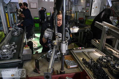  وضعیت قرارداد کارگران آسیب دیده از جنگ