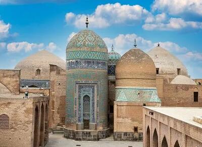  اردبیل میزبان گردشگران نوروزی/,از گشوده شدن درب های مجموعه جهانی شیخ صفی به روی مسافران تا ارائه تخفیف ۴۰تا ۶۰درصدی اماکن اقامتی