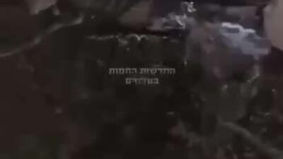  ورود تیم‌های امدادرسانی به محل فروریختن بخشی از یک ساختمان در بنی براک، در منطقه تل‌آویو، پس از حمله موشکی ایران