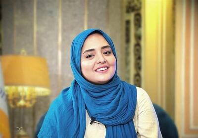  نرگس محمدی: وجب به وجب وطن را با قلب‌مان نگه می‌داریم - تسنیم