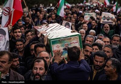  تشییع 3 شهید منطقه اردهال کاشان در حمله دشمن به مناطق مسکونی تصاویر - تسنیم