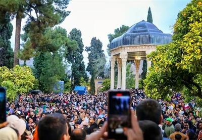  حافظیه محبوب‌ترین مقصد گردشگران نوروزی شیراز - تسنیم