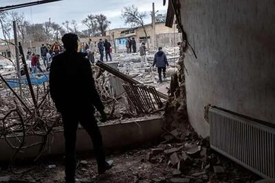  تصاویری از حمله به خانه‌های سازمانی راه‌آهن تبریز