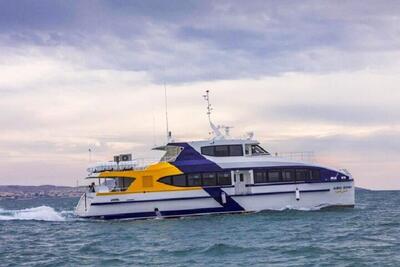  تردد شناورهای مسافربری به کیش ممنوع شد