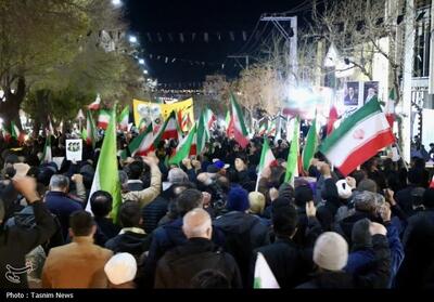  موج 25 حماسه خیابان در شهرکرد و تشییع پیکر مطهر شهید آرمان عباسی تصویر - تسنیم