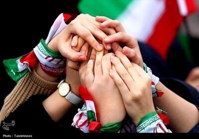  اتحاد ملی و وفاداری به رهبری، سلاح نهایی مردم در برابر دشمن است - تسنیم