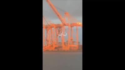  ببینید / تصاویری از وقوع یک انفجار در بندر صلاله عمان