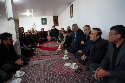  6 ماهه منازل بازسازی‌ شده را به اهالی روستای تتنک تحویل می‌دهیم