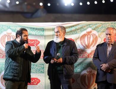  تجمع باشکوه مردم مشهد با همراهی کارگردان سرشناس/ تصاویر