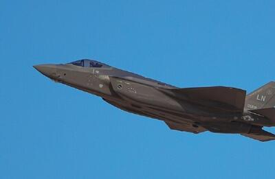  ترامپ از موافقت آمریکا با فروش جنگنده‌های F-35 به عربستان برای نخستین بار خبر داد