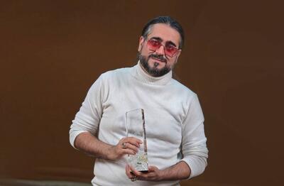  دلنوشته «سعید نجاتی» دارنده سیمرغ فجر برای وطن و مردم ایران | عاشق شما هستم که معنای سمت درست تاریخ هستید