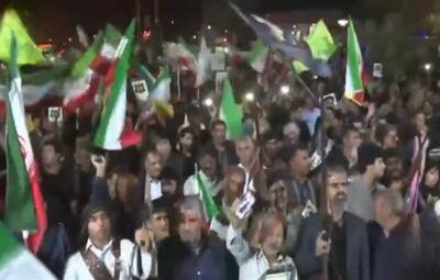  ما مرزنشینان سیستان و بلوچستان سلاح به دست در میدان جهاد حاضریم/مردم زاهدان و زابل خستگی را خسته کردند