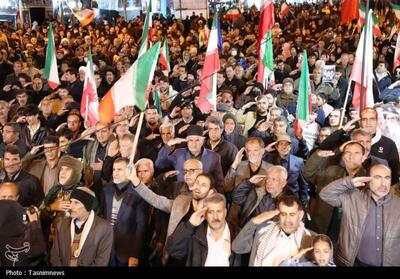  بیست‌وهفتمین شب ایستادگی یاسوجی‌ها پای کار ایران اسلامی تصاویر - تسنیم