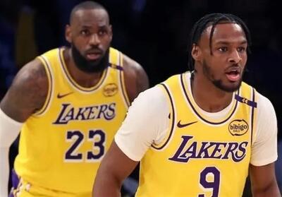  اولین پاس‌گل پدر و پسری در NBA/ خشم جیمز از شکست مقابل پسرش! - تسنیم