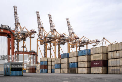  تسریع در ترخیص کالاهای اساسی/ امکان خرید بیمه خطر جنگ فراهم شد