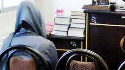  زن جوان کارمند به اتهام مشارکت در پرونده اخلاقی در شرکت تحت بررسی قضایی