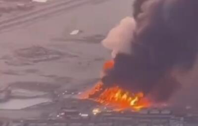  آتش‌سوزی گسترده در کارخانه آلومینیوم امارات پس از حمله تلافی‌جویانه ایران