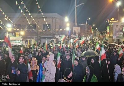  وداع بارانی زنجانی‌ها با پیکر شهدای حمله رژیم صهیونی به واحد مسکونی - تسنیم