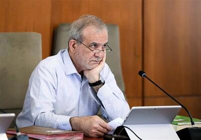  پزشکیان: در کنار هم در برابر تهاجم ظالمانه می‌ایستیم