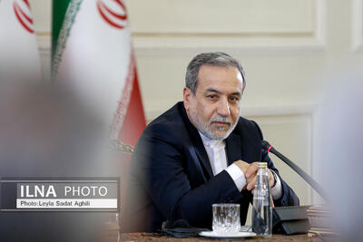  پیام تسلیت وزیر امور خارجه در پی شهادت فرمانده نیروی دریایی سپاه