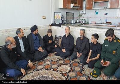  خانواده‌های شهدا بزرگترین سرمایه‌های معنوی کشور   عکس - تسنیم