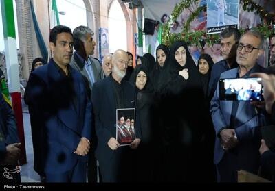  ایران اسلامی مرهون ایثارگری شهداست - تسنیم