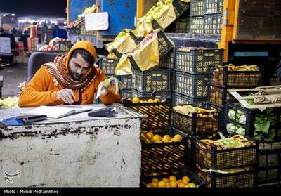  بازدید صبحگاهی  استاندار مازندران از بازار میوه و تره‌بار چالوس - تسنیم