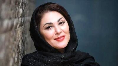  لاله اسکندری: ایران من تو استوار می مانی