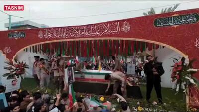  خروش مردم بندرعباس در تشییع پیکر سردار تنگسیری  دلیر مرد تنگستان + ویدئو