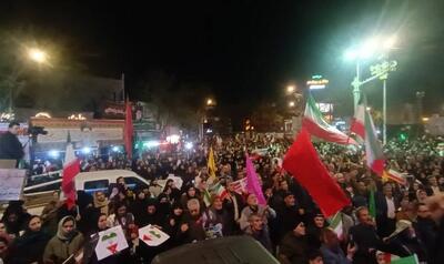 سیل جمعیت مردم بجنورد با نوای «بزن که خوب می‌زنی»+فیلم