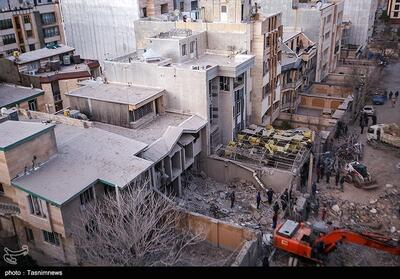  نجات معجزه آسای دو هموطن از زیر آوارهای حملات هوایی رژیم صهیونیستی - تسنیم