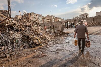  جنگ روز 33 : فرانسه: ناتو نباید در تنگه هرمز عملیات کند/چند انفجار، امارات را لرزاند/ حمله موشکی سنگین ایران به اسرائیل/ حمله به اهواز، اصفهان و بندر عباس