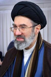  پیام رهبر انقلاب به مناسبت روز جمهوری اسلامی