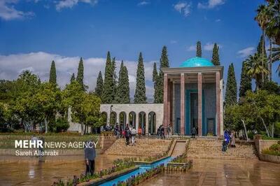  تصاویر زیبا از باران بهاری در حافظیه و آرامگاه سعدی