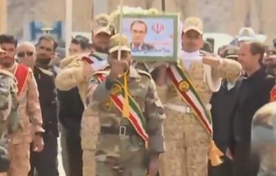  تشییع باشکوه پیکر مطهر شهید دکتر غلامحسن محمدی در مجن استان سمنان