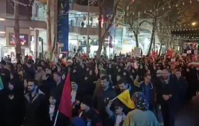  راهپیمایی‌هایی که هر شب پرشورتر می‌شود/ بجنورد ثانیه‌ای عقب نمی‌نشیند