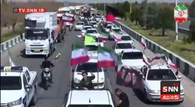  مردم کرمان با رژه خودرویی، روز جمهوری اسلامی را گرامی داشتند