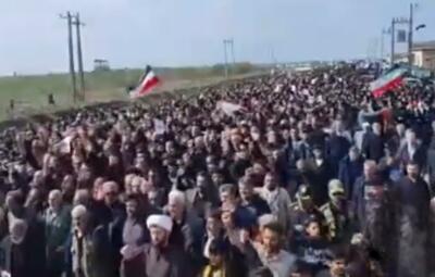  استقبال باشکوه از پیکر مطهر پاسدار شهید جواد لکزایی در زادگاهش روستای انقلاب بخش وشمگیر استان گلستان