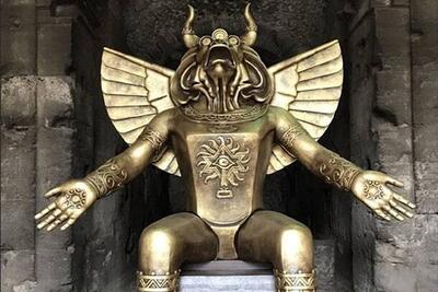  باور دیگران را به باد انتقاد می‌گیریم ولی اجازه نمی‌دهیم از باورمان حرف بزنند/ادبیات پست و کثیفی را در اختیار مردم گذاشتیم