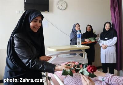  عیادت از مادران در مراکز درمانی همدان - تسنیم