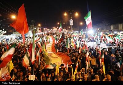  طنین دوباره مرگ بر آمریکا در قلب یاسوج؛ پرچمی که زمین نمی‌ماند تصاویر - تسنیم