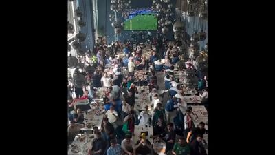  شادی مردم عراق بعد از صعود به جام جهانی پس از ۴۰ سال