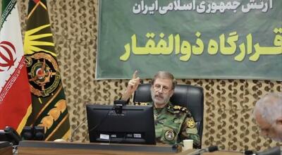  فرمانده کل ارتش: یک نفر از دشمن نباید زنده بماند