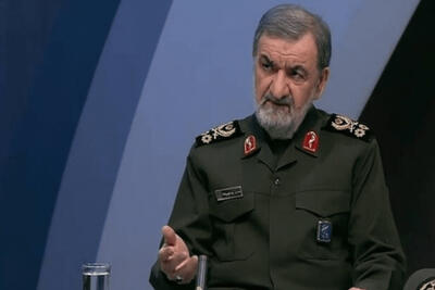  رضایی: پایان جنگ دست رهبر انقلاب و شما مردم است