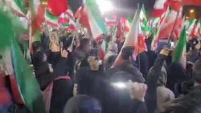  مردم همچنان در شهرهای مختلف ایران در خیابان‌ها حضور دارند