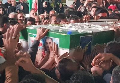  تشییع و خاکسپاری شهید سید دانیال سجادی در دشتی - تسنیم