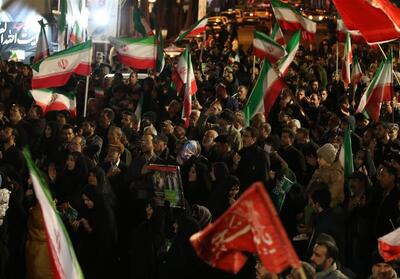  طنین «لبیک یا خامنه‌ای» در سی‌ودومین موج اجتماع اقتدار شاهرود - تسنیم